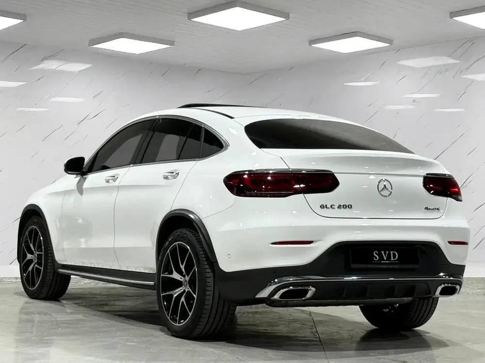 3,231AED/MONTH -- AGENCY WARRANTY -- GLC200 COUPE AMG PREMIUM - Image 7