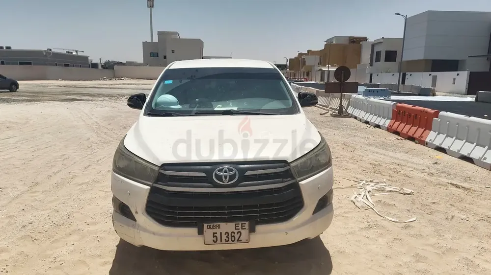 Toyota Innova 2018 Standard GCC Specs - Image 4