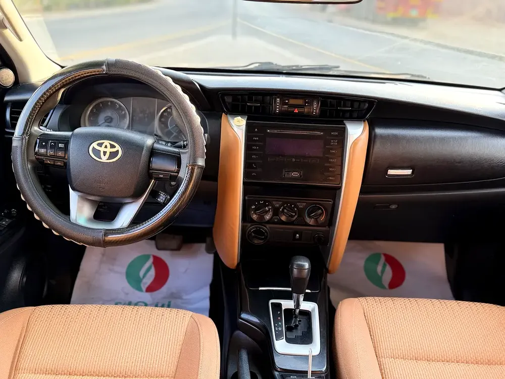 Toyota Fortuner EXR 2017 - GCC Specs - - Image 10