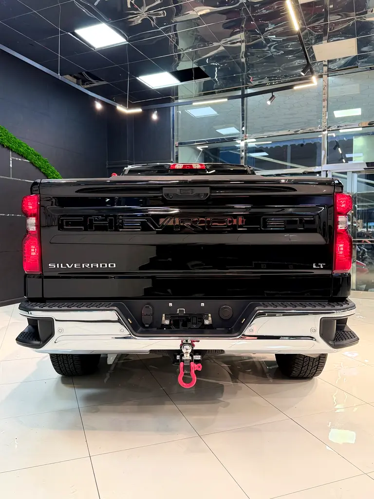 2024 Chevrolet Silverado LT - GCC Specs - Image 5