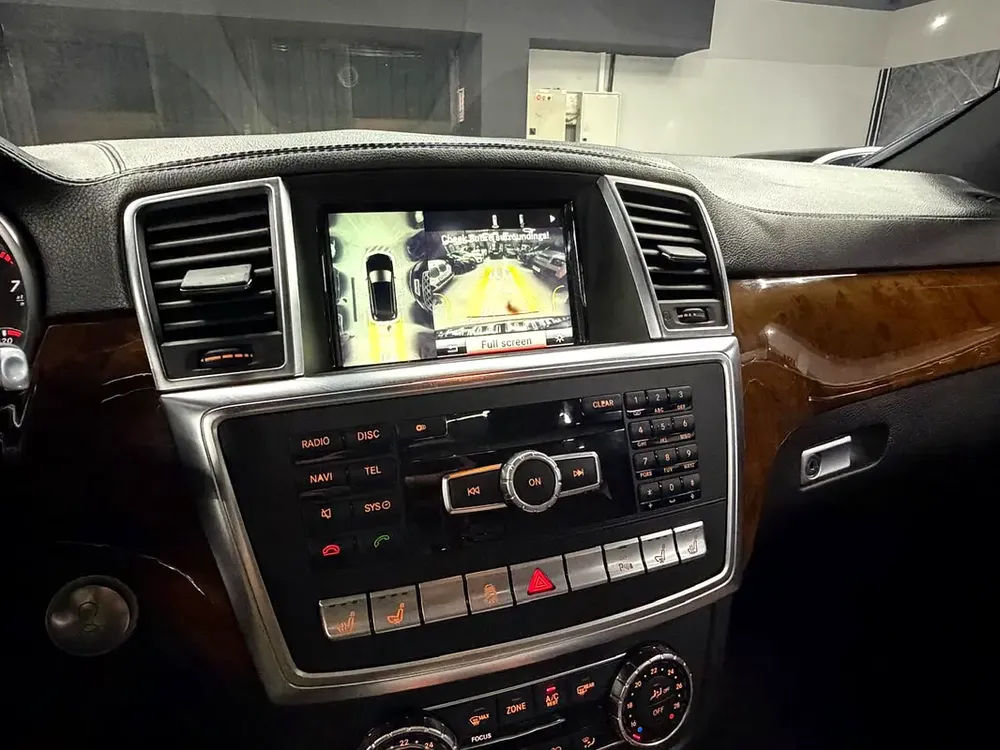 Mercedes Benz GL500 4matic | 1 Owner | Original Paint | GCC Specs - Image 13