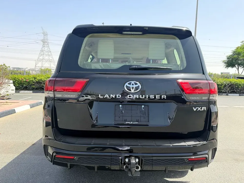 Brand New 2026 Toyota Land Cruiser VXR 4.0L | GCC Specs | Zero KM - Image 12