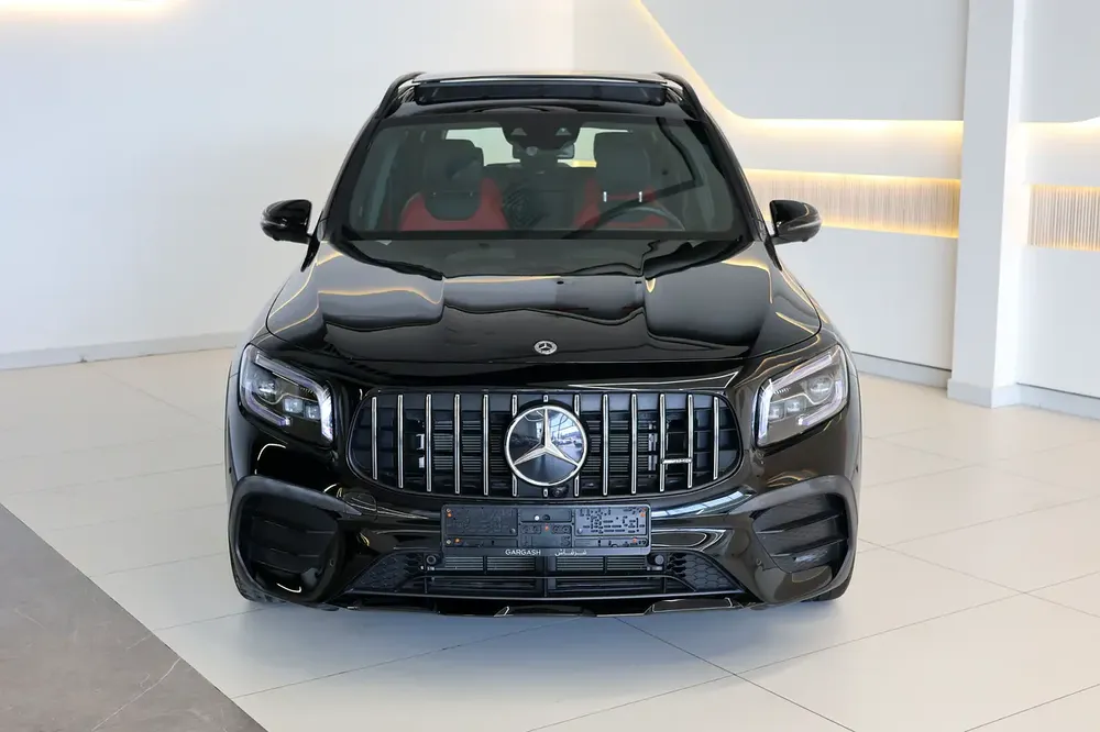 2023 Mercedes-Benz GLB 35 AMG - 3500KM-GCC Specs -Under warranty  service- Pristine Condition - Image 5