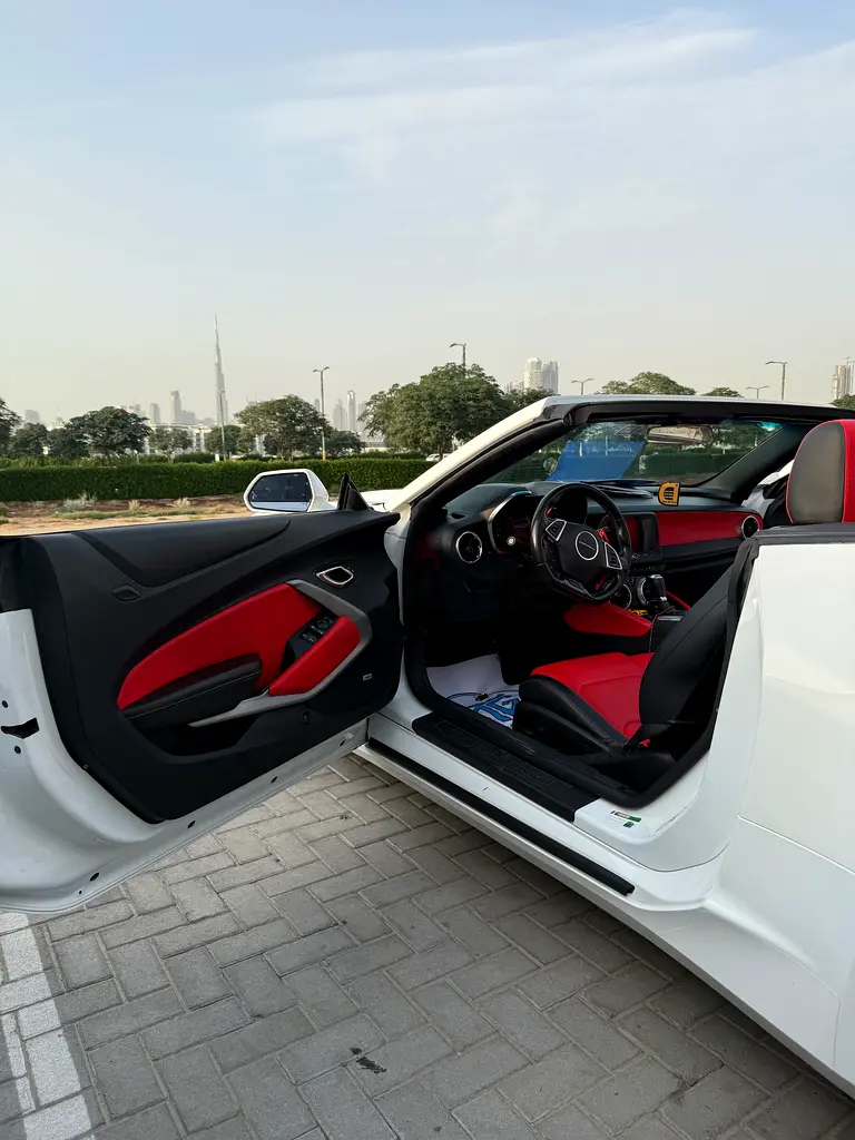 2020 Camaro Convertible 3LT Red Interior | American Specs | Urgent Sale | Under Market Price - Image 4