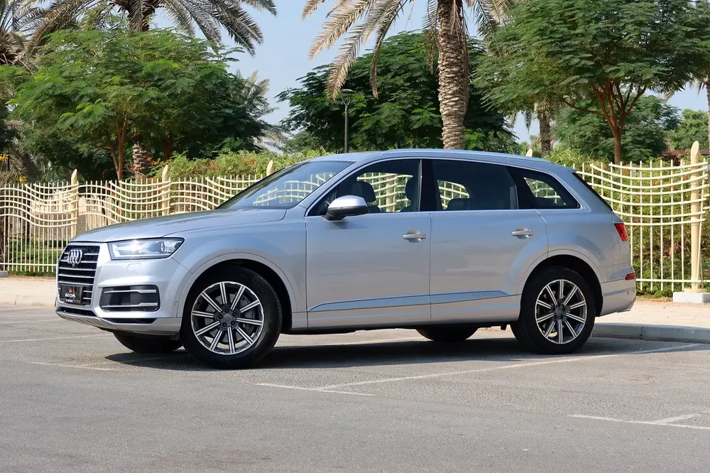 2018 Audi Q7 45 TFSI Quattro - GCC Specs - Excellent Condition - Image 4