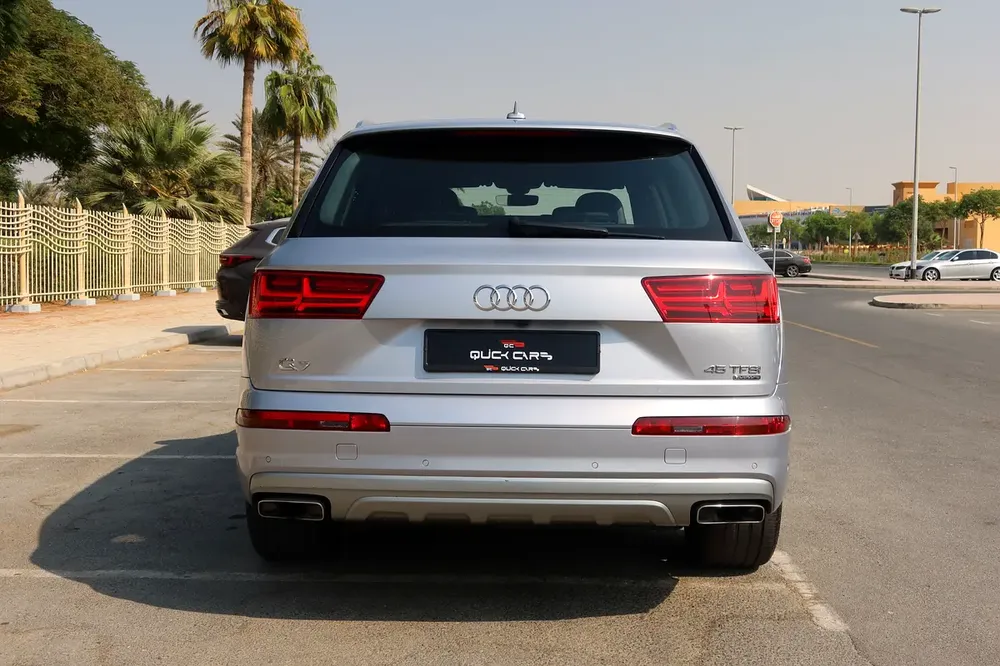 2018 Audi Q7 45 TFSI Quattro - GCC Specs - Excellent Condition - Image 6
