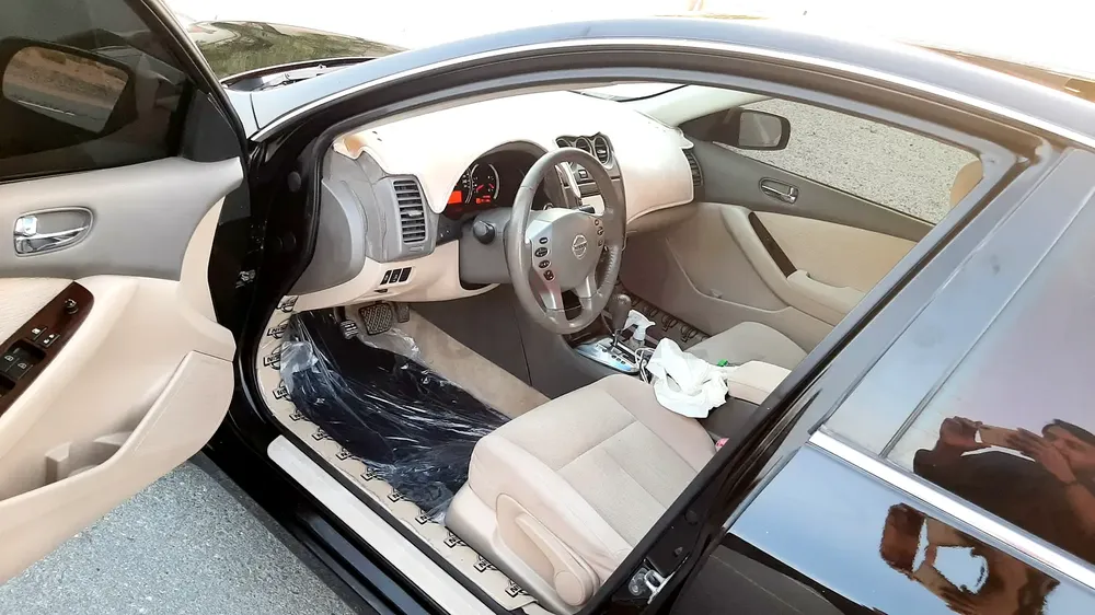 Nissan Altima 2.5SL Top 2012 Model No1 Option Sunroof push Start fully Automatic GCC Family Used Sal - Image 4