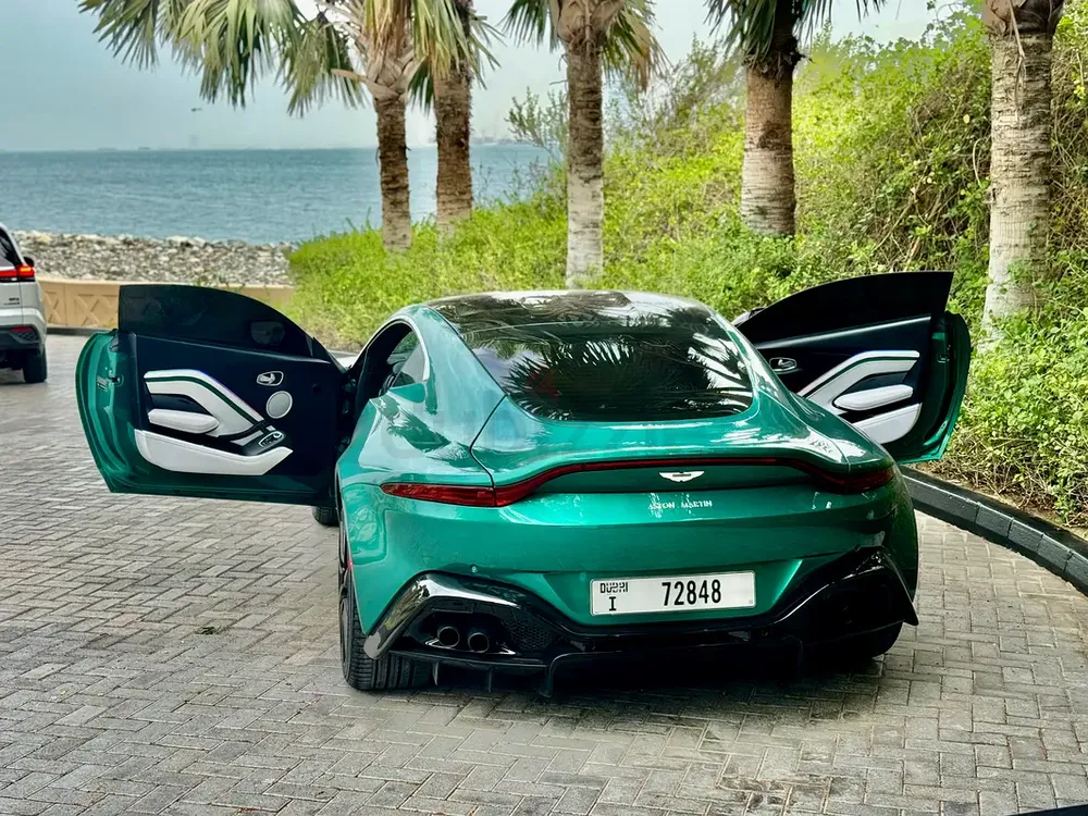 STUNNING EXOTIC AT EXCEPTIONAL VALUE Aston Martin Vantage 2019 – F1 Green - Image 6