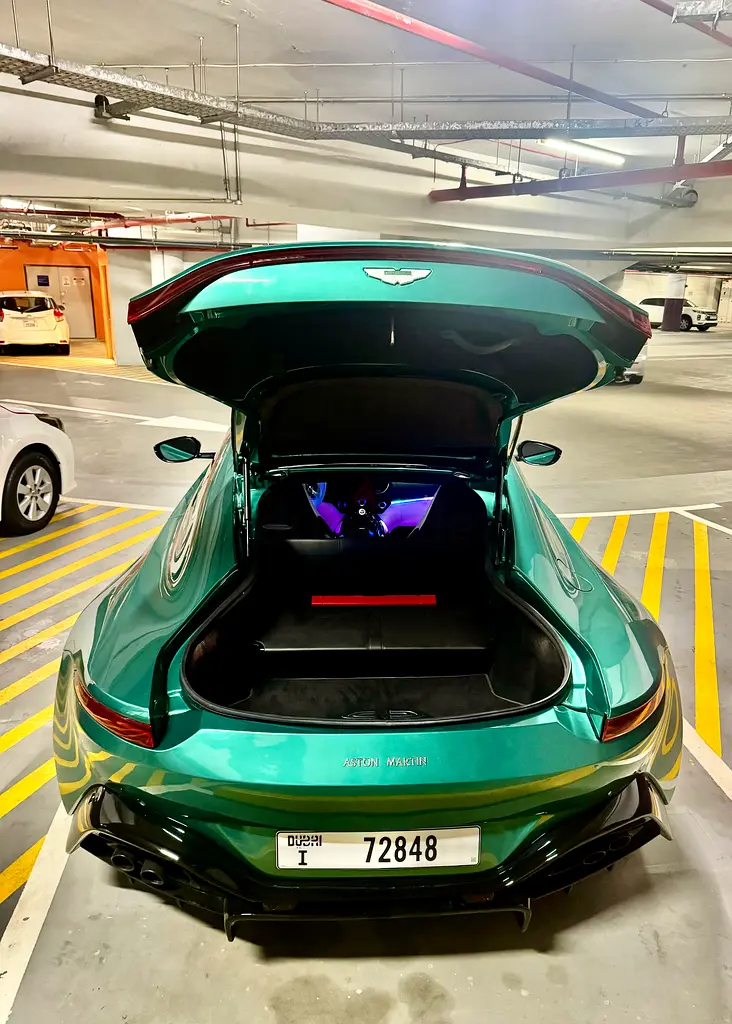 STUNNING EXOTIC AT EXCEPTIONAL VALUE Aston Martin Vantage 2019 – F1 Green - Image 7