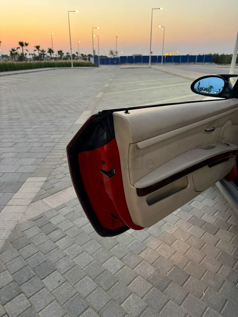 BMW 335i 2007 Japanese Specs - Well Maintained - Image 11