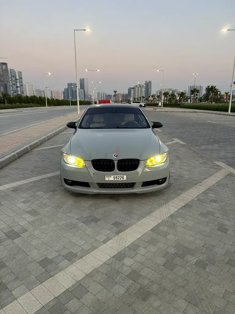BMW 335i 2007 Japanese Specs - Well Maintained - Image 5