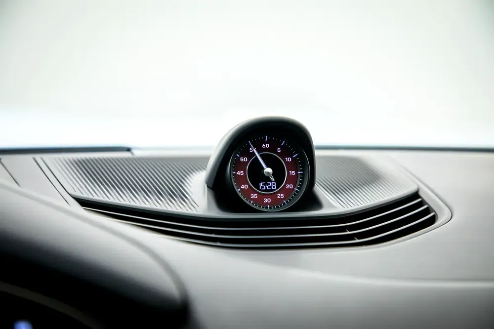 2021 PORSCHE TAYCAN TURBO S - GCC - FULL CARBON WITH SERVICE HISTORY AND AL NABOODA WARRANTY - - Image 13