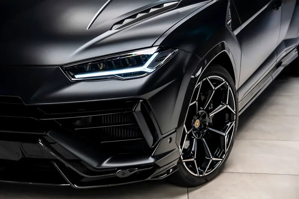 Lamborghini urus performante GCC - Image 4