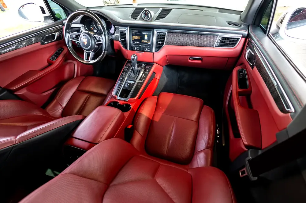 Porsche Macan S 2015 GCC | Flexible D.P. - Image 16