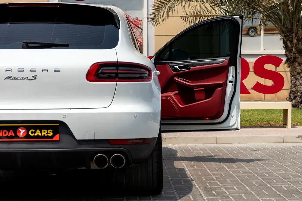 Porsche Macan S 2015 GCC | Flexible D.P. - Image 5
