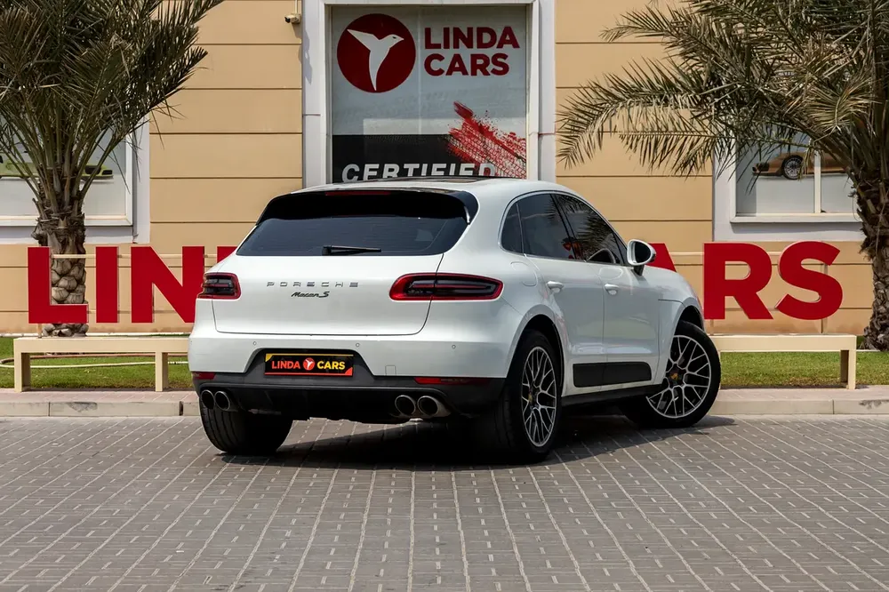 Porsche Macan S 2015 GCC | Flexible D.P. - Image 6