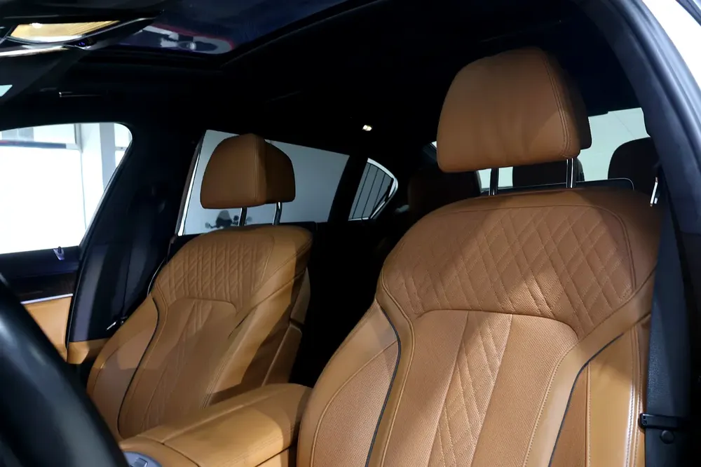 2017!! BMW 750li XDrive || GCC || Super Clean - Image 15