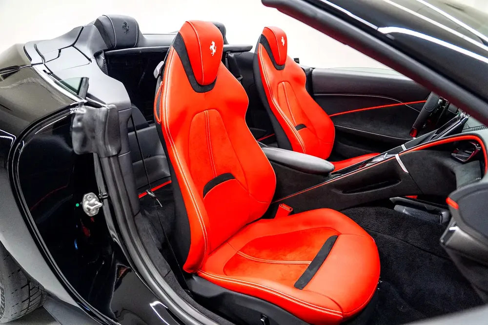 2025 Ferrari Roma Spider - GCC Spec - Warranty and Lease to Own Available - Image 12