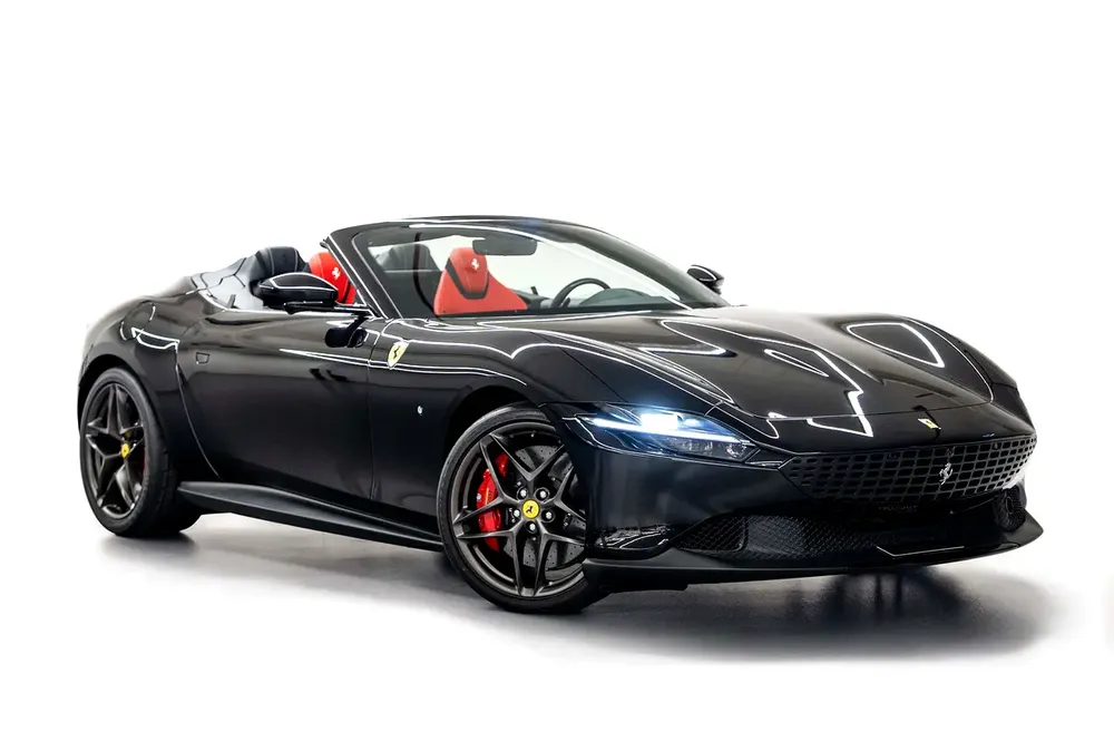2025 Ferrari Roma Spider - GCC Spec - Warranty and Lease to Own Available - Image 4
