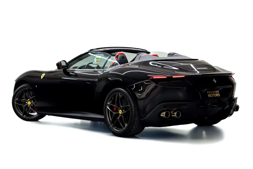 2025 Ferrari Roma Spider - GCC Spec - Warranty and Lease to Own Available - Image 7