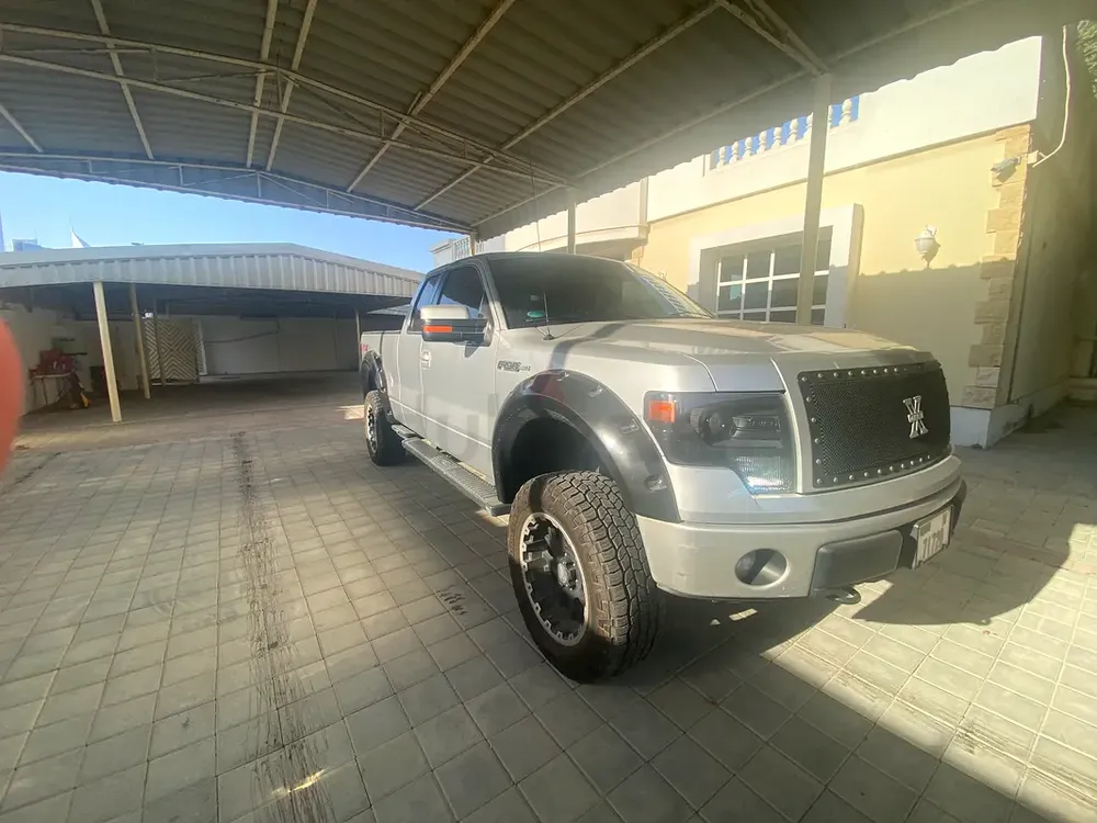 Ford F-150 2013 GCC Specs - Image 4
