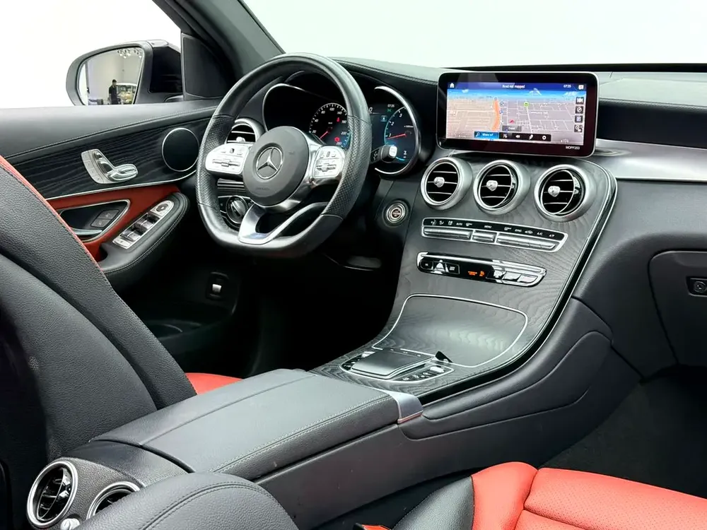 2021 Mercedes Benz GLC200 Coupe, Warranty, Full Mercedes Service History, Low Km, GCC - Image 11
