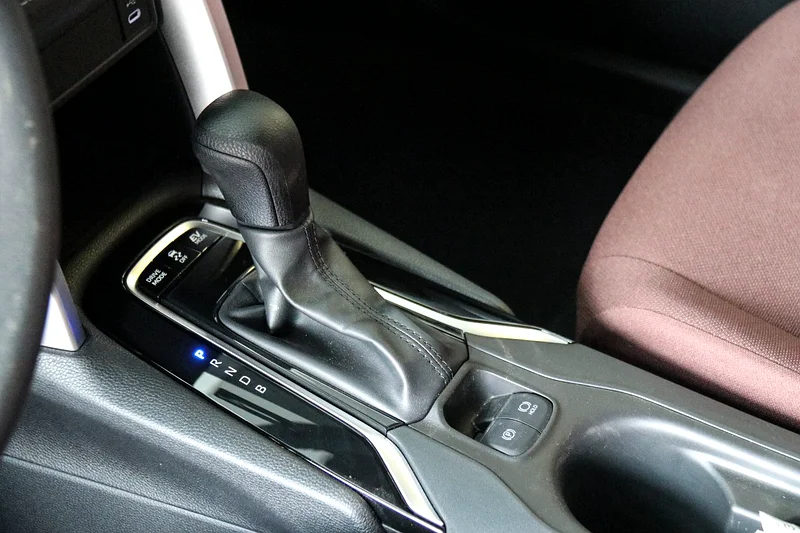 COROLLA CROSS HV MID 2025 - For Export - Image 11
