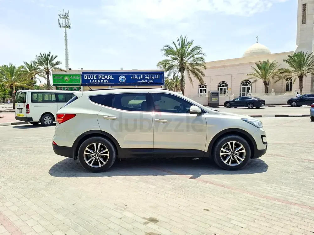 AED 898/month | 2016 Hyundai Santa Fe  | GCC Specs | Ref#458702 - Image 4