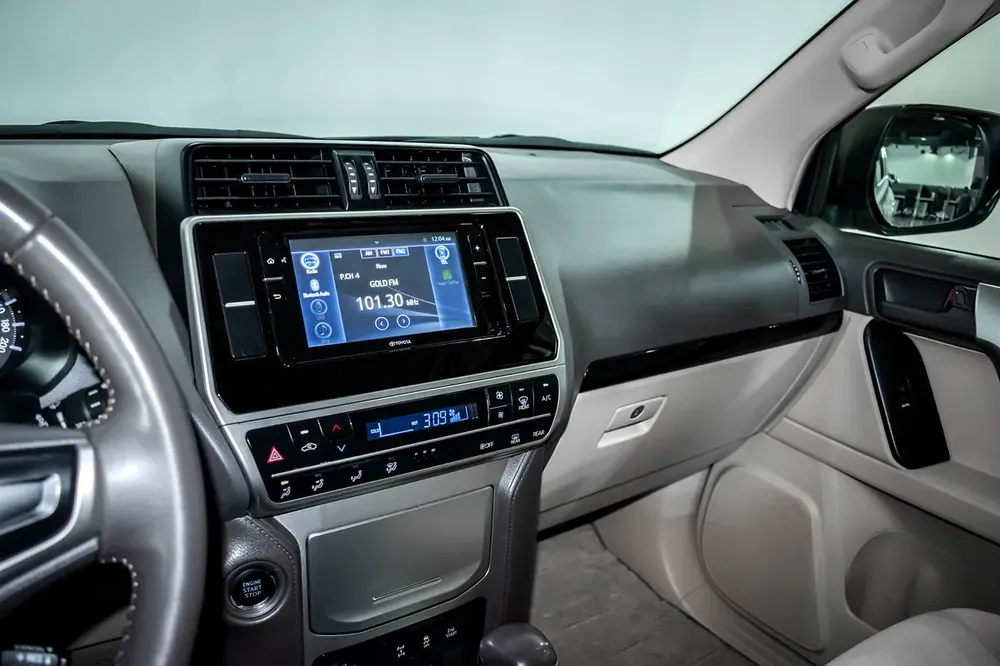 1 YR WARRANTY | GCC | 4.0L | AED 2333 PM - Image 12