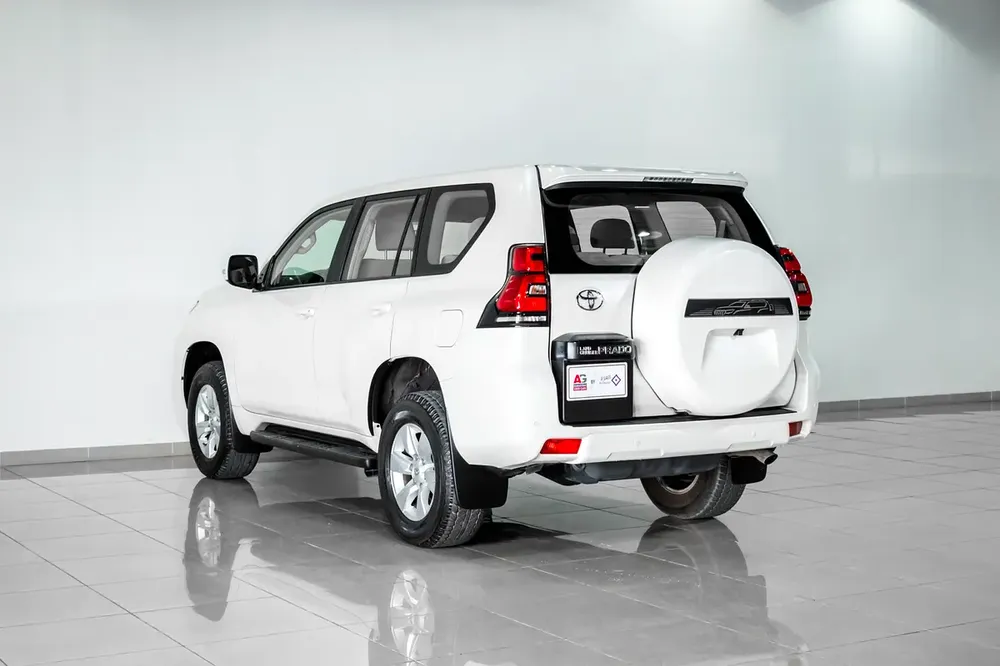 1 YR WARRANTY | GCC | 4.0L | AED 2333 PM - Image 6