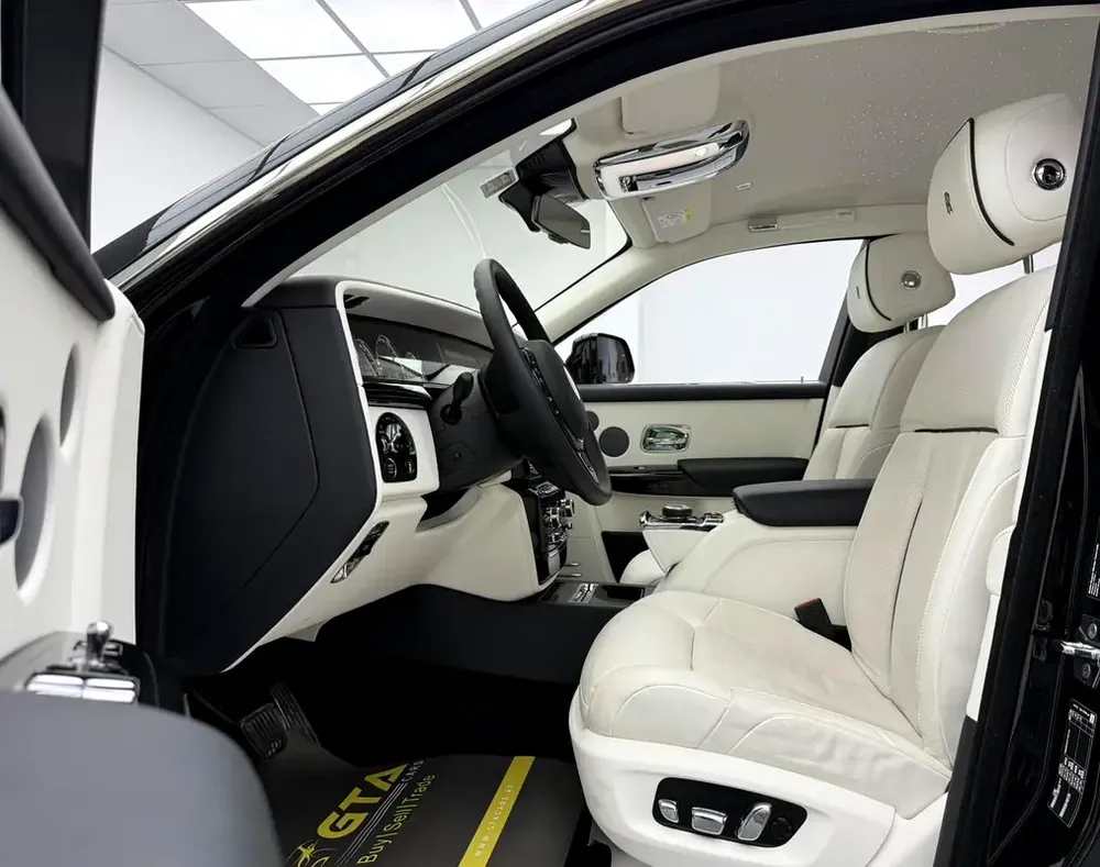 2024 Rolls Royce Phantom Series 2, Brand New, 04/2028 Rolls Royce Warranty + Service Contract, GCC - Image 18