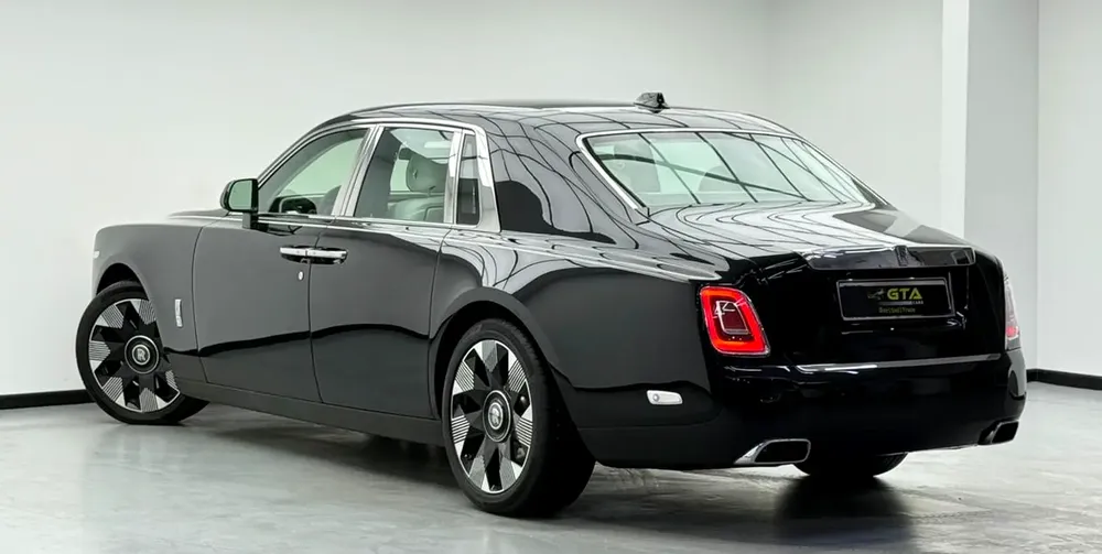 2024 Rolls Royce Phantom Series 2, Brand New, 04/2028 Rolls Royce Warranty + Service Contract, GCC - Image 4