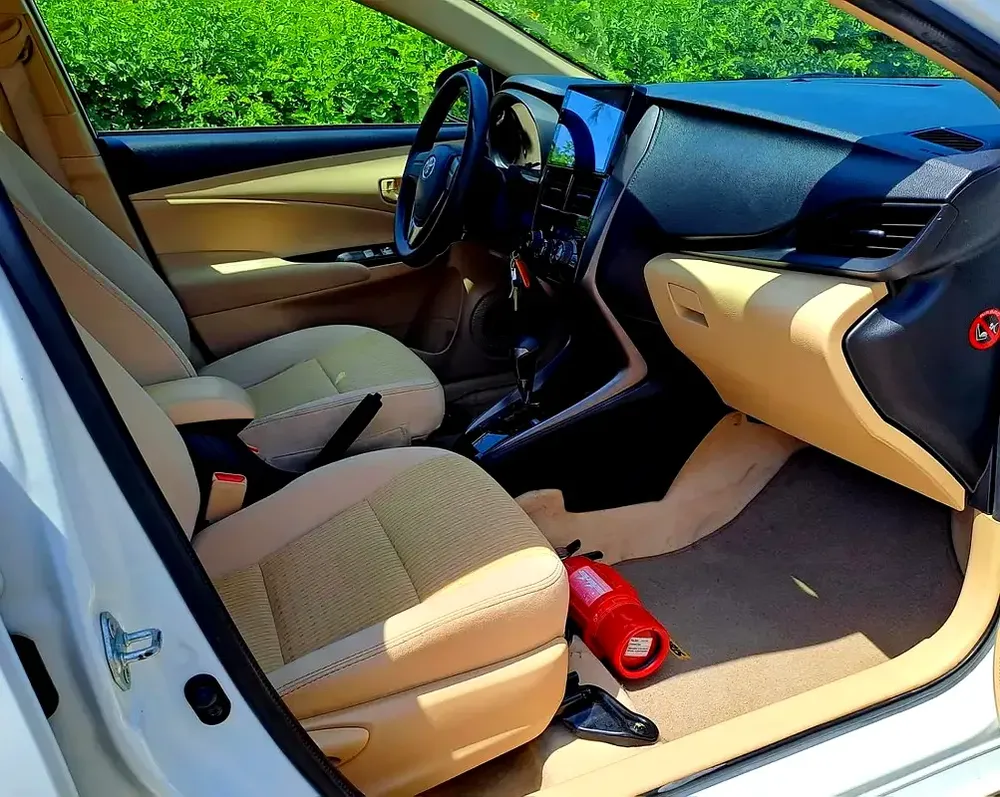 TOYOTA YARIS 2022 1.5L GCC (610/-MONTHLY) - Image 10
