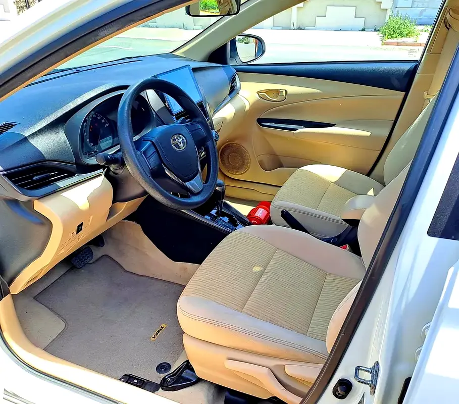 TOYOTA YARIS 2022 1.5L GCC (610/-MONTHLY) - Image 9