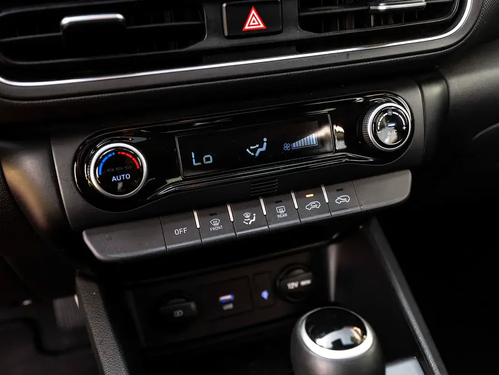0% DOWN | RAMADAN ALL-INCLUSIVE | FREE INSURANCE + REG | WARRANTY | KONA COMFORT | GCC - Image 15