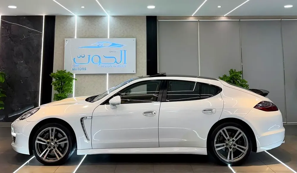BEST PORSCHE PANAMERA PLATINUM EDITION|| TOP OPTIONS || GCC || ACCIDENT FREE || UNIQUE || 115k MILES - Image 12