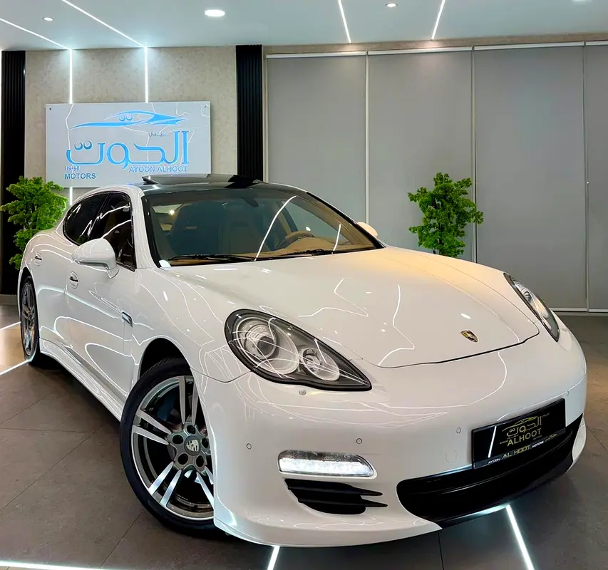BEST PORSCHE PANAMERA PLATINUM EDITION|| TOP OPTIONS || GCC || ACCIDENT FREE || UNIQUE || 115k MILES - Image 9