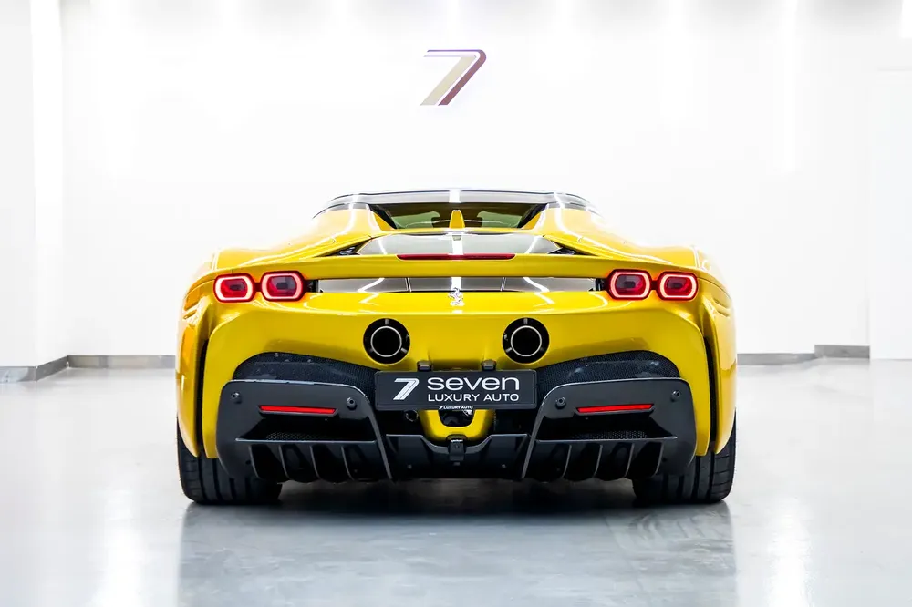 2023 | FERRERI SF90 | SPIDER | GCC | WARRANTY | SERVICE CONTRACT | EXCELLENT CONDITION | FULL OPTION - Image 6