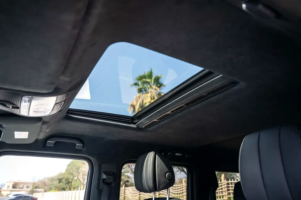 2021 Mercedes-AMG G63 | 4.0L Twin-Turbo V8 | 577 HP | 31,000 KM | Warranty + Service Contract - Image 20