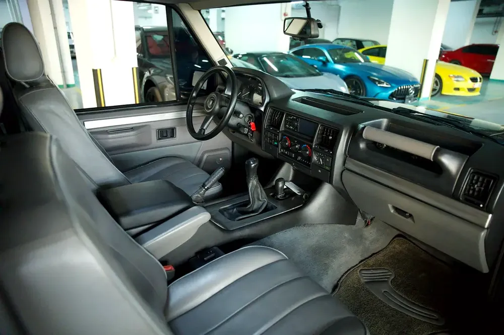 1994 Land Rover Range Rover - GCC Specs - Classic SUV - Image 12