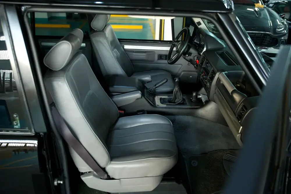 1994 Land Rover Range Rover - GCC Specs - Classic SUV - Image 19