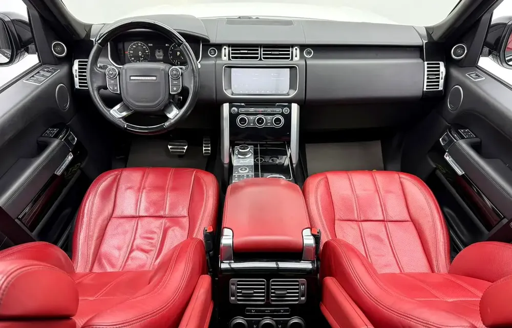 2017 Land Rover Range Rover Vogue Supercharged ,Full Service History ,Excellent Condition, GCC - Image 9