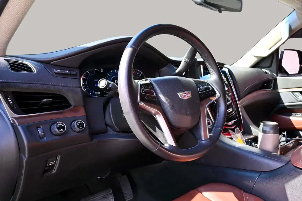 AED 2224/month | 2018 Cadillac Escalade  | GCC Specs | Ref#413650 - Image 11