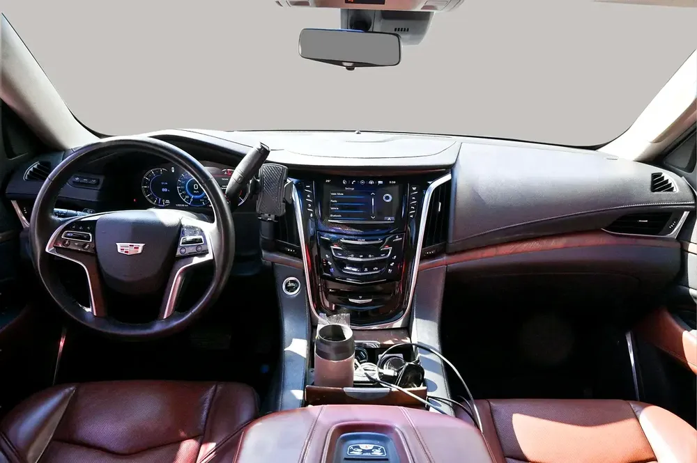 AED 2224/month | 2018 Cadillac Escalade  | GCC Specs | Ref#413650 - Image 9