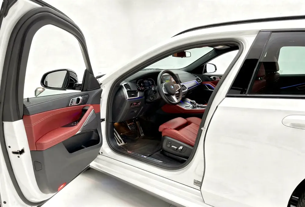 AED 4,896 / Monthly l 0% Downpayment l M-Sport l Agency Warranty and Service Contract - Image 8