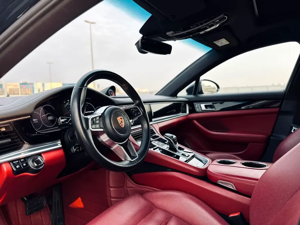 2019 Porsche Panamera - European Specs - GCC Ready - Image 8