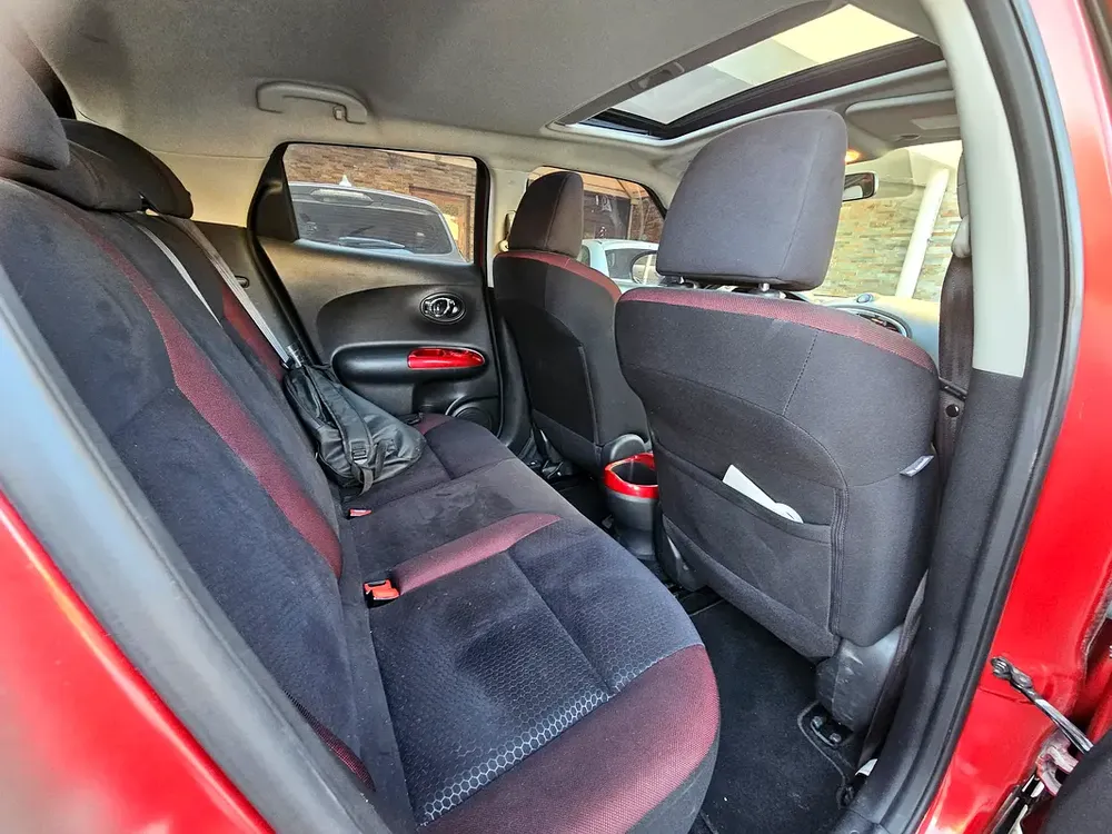 Nissan Juke SV 2014 GCC Specs Original Paint Accident Free 1st Owner - Image 9
