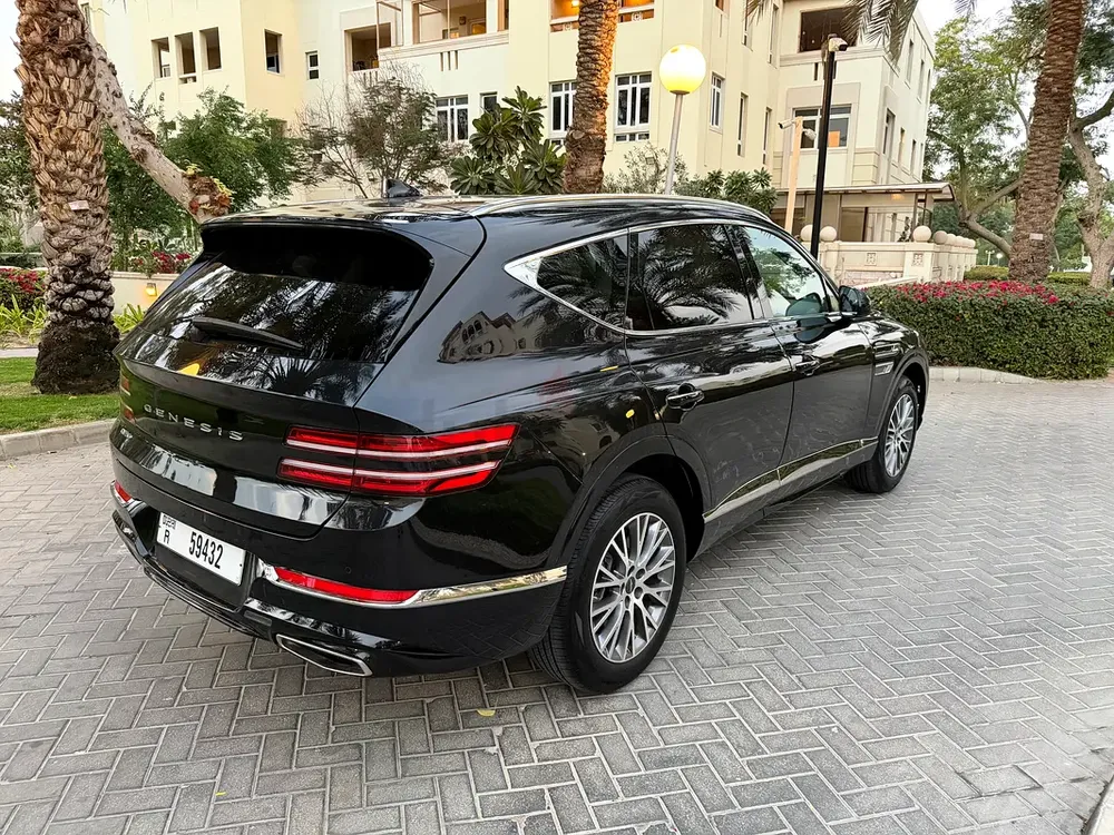 Genesis GV80 // super clean car // prefect condition - Image 5