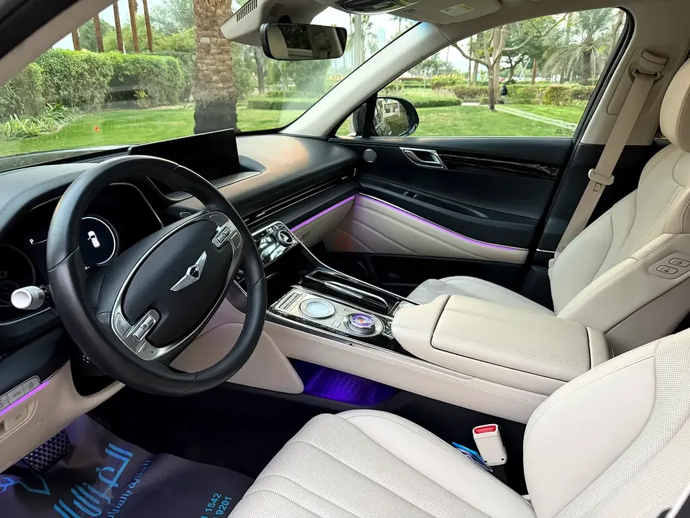 Genesis GV80 // super clean car // prefect condition - Image 7