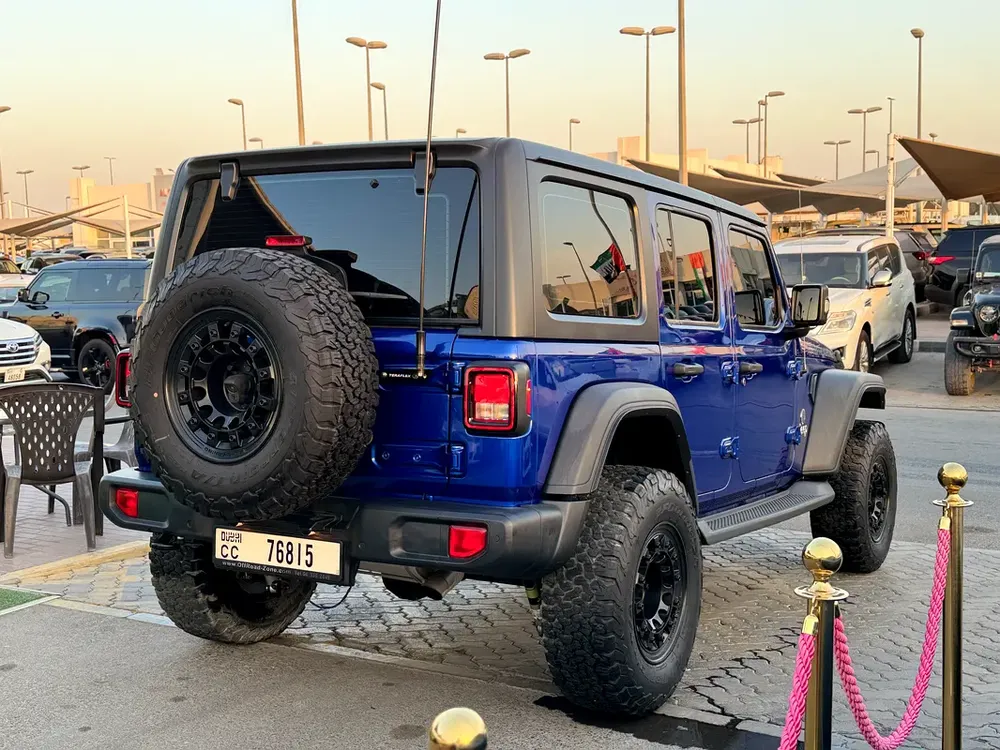 Wrangler Gcc specs in amazing condition with extra modifications - Image 6